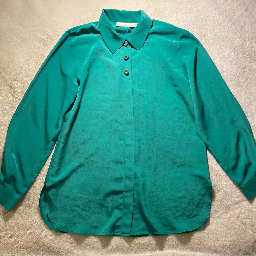Christine & Jill Vintage Green Button-Up Women's Top Medium